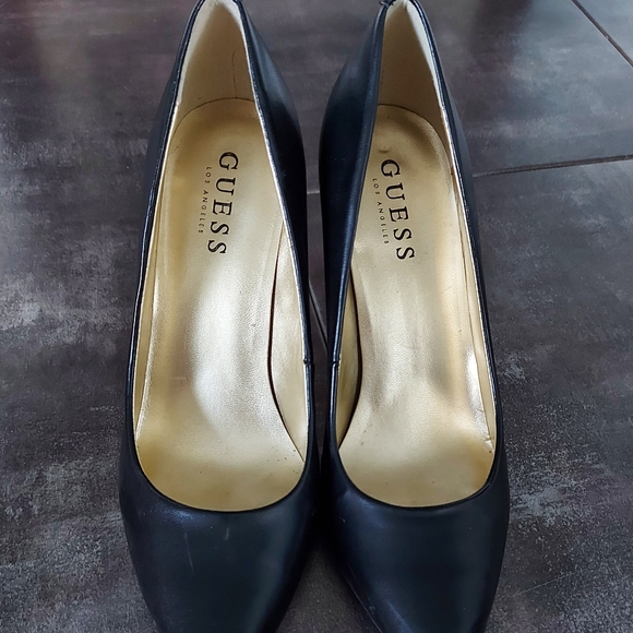 Guess Black Heels. - Picture 2 of 2